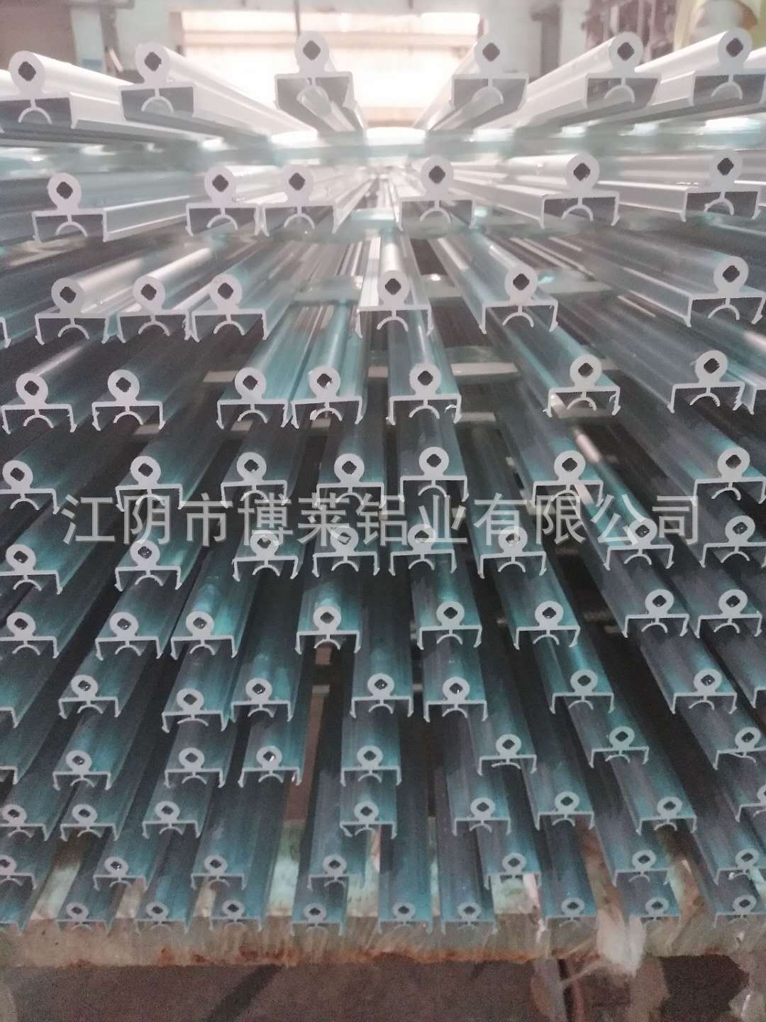 417736509085762907